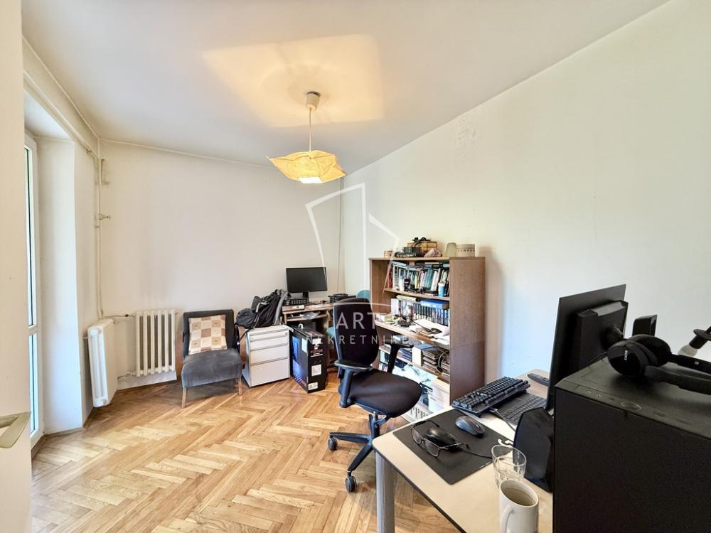 Slika 9 - Žarkovačka,  Kuća na prodaju, 108m2, 395.000€