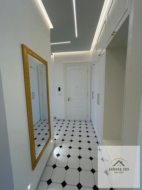 Slika 8 - Četvorosoban stan za izdavanje, 120m2, 2.000€