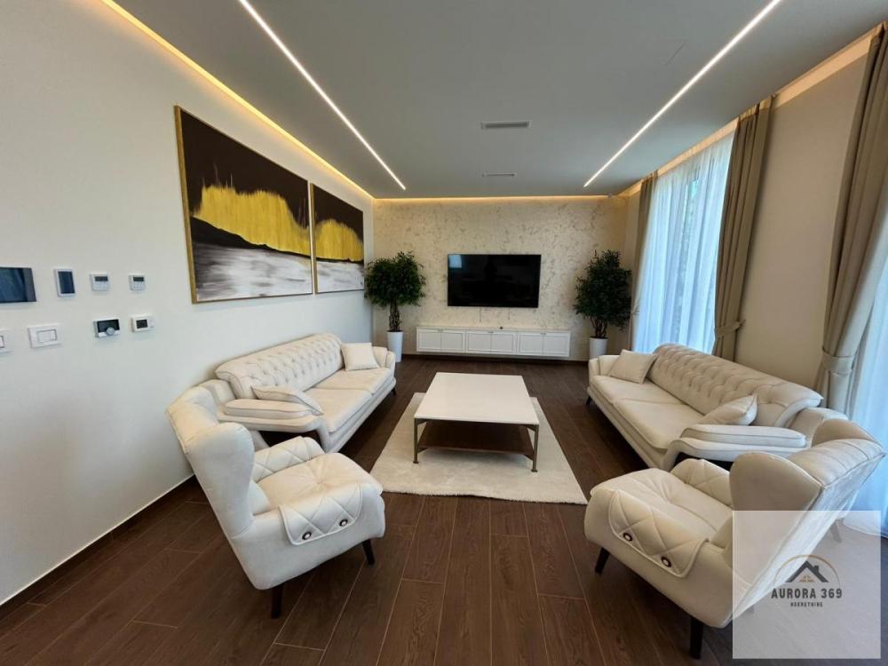 Slika 1 - Četvorosoban stan za izdavanje, 120m2, 2.000€