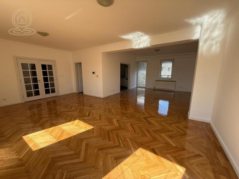 Slika 10 -  Lokal za izdavanje, 144m2, 1.650€