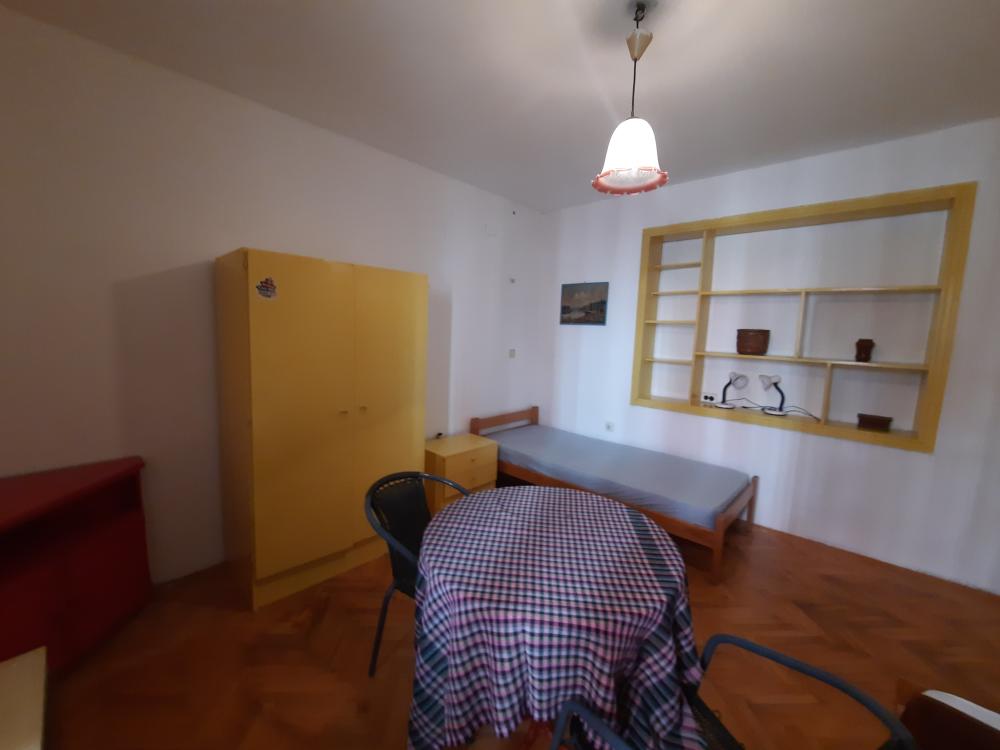 Slika 3 - Ivana Gundulica br3.,  Kuća za izdavanje, 20m2, 130€