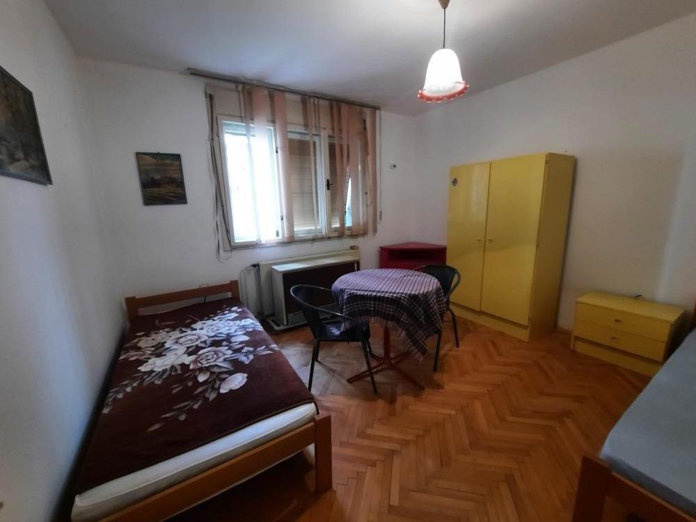 Slika 5 - Ivana Gundulica br3.,  Kuća za izdavanje, 20m2, 130€