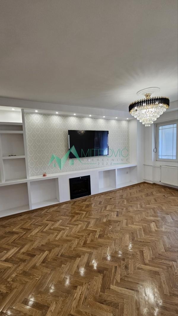 Glavna slika -Četvorosoban stan na prodaju, 105m2, 198.800€