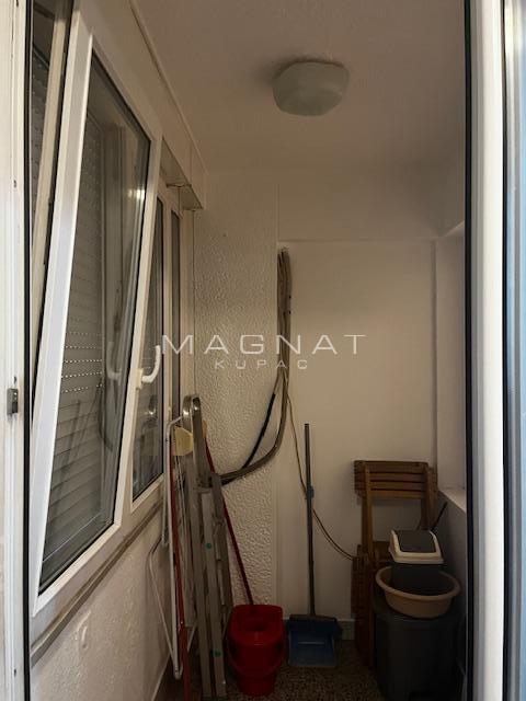 Slika 10 - Katanićeva, Trosoban stan za izdavanje, 84m2, 1.200€