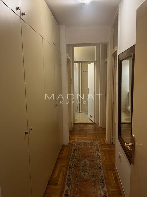 Slika 5 - Katanićeva, Trosoban stan za izdavanje, 84m2, 1.200€