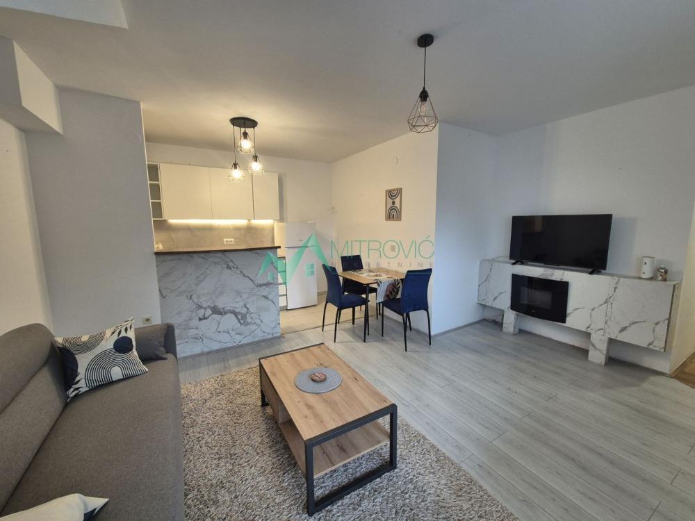 Glavna slika -Dvoiposoban stan na prodaju, 56m2, 146.260€