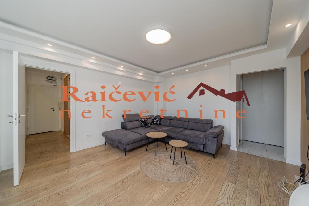 Slika 1 - Durmitorska, Trosoban stan na prodaju, 136m2, 280.000€