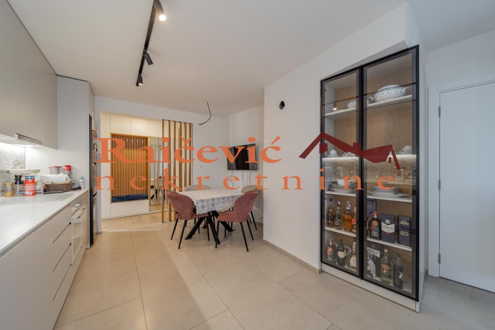 Slika 10 - Durmitorska, Trosoban stan na prodaju, 136m2, 280.000€