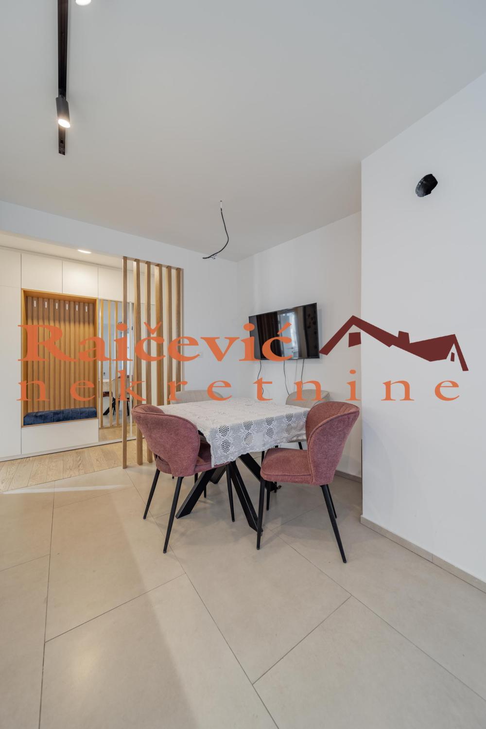 Slika 11 - Durmitorska, Trosoban stan na prodaju, 136m2, 280.000€