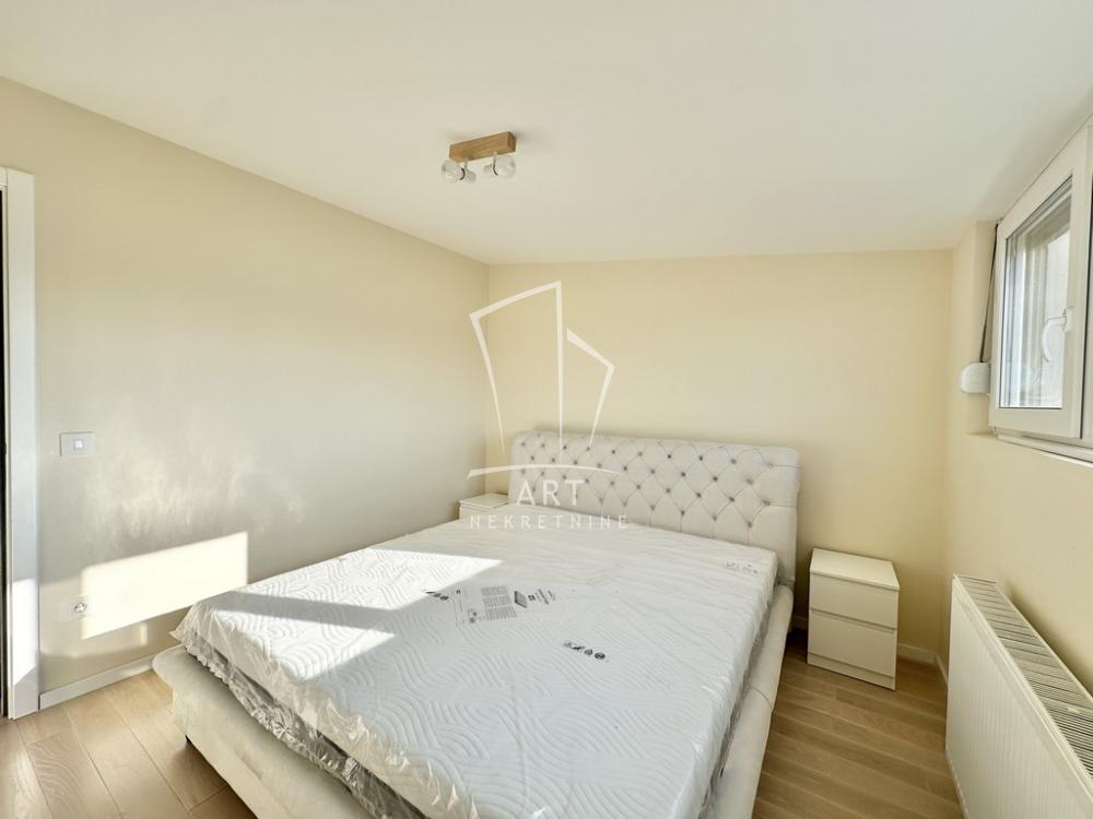 Slika 6 - Bulevar Mihajla Pupina, Trosoban stan za izdavanje, 70m2, 1.100€