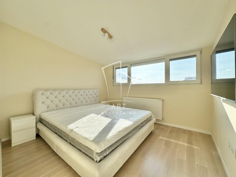 Slika 7 - Bulevar Mihajla Pupina, Trosoban stan za izdavanje, 70m2, 1.100€