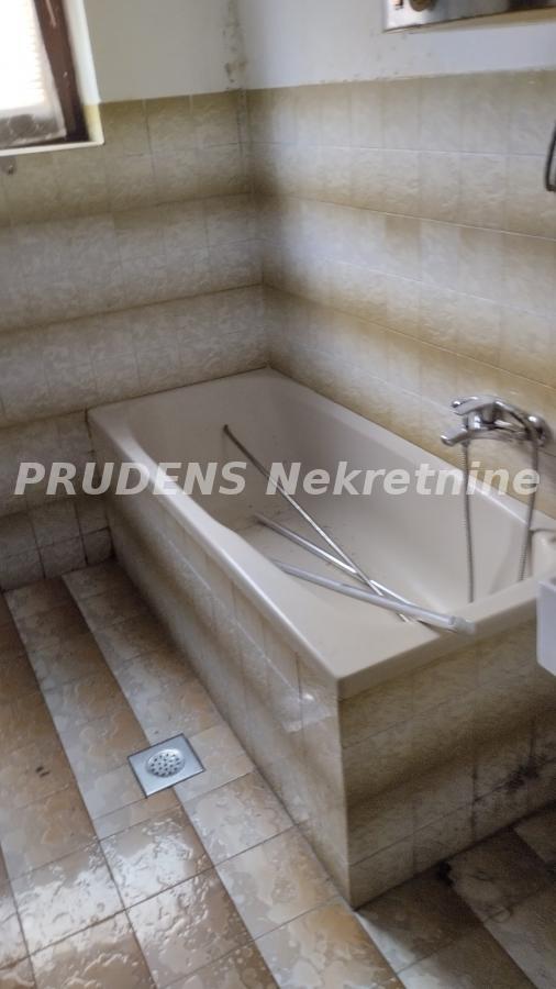 Slika 6 -  Kuća na prodaju, 275m2, 191.000€