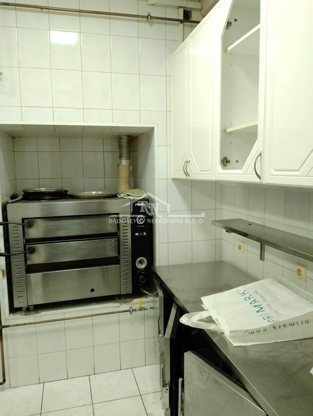 Slika 6 - Dalmatinske zagore,  Lokal za izdavanje, 234m2, 2.000€