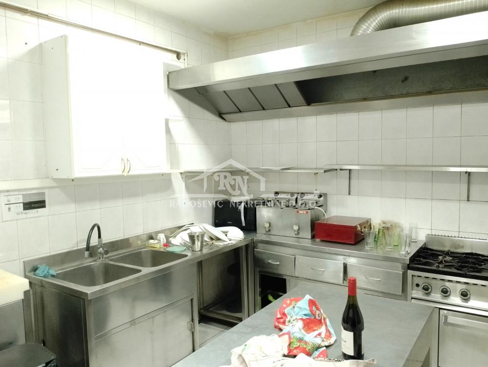 Slika 4 - Dalmatinske zagore,  Lokal za izdavanje, 234m2, 2.000€