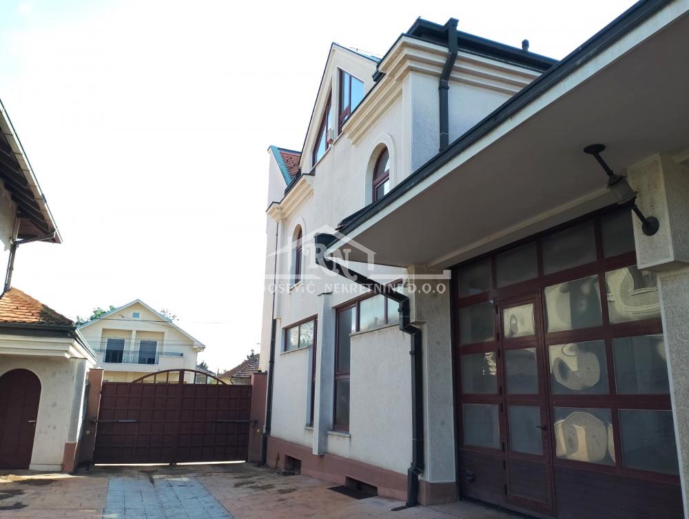 Slika 2 - Dalmatinske zagore,  Lokal za izdavanje, 475m2, 2.600€