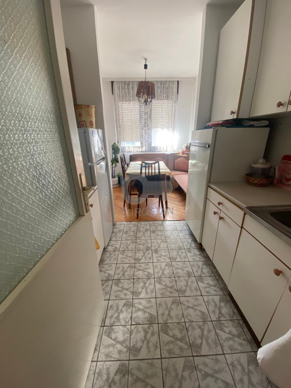 Slika 4 - Ratka Mitrovića, Dvosoban stan na prodaju, 57m2, 159.000€