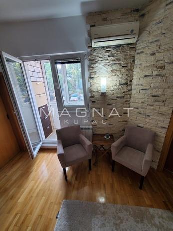 Slika 1 - Gandijeva, Dvoiposoban stan na prodaju, 53m2, 218.000€