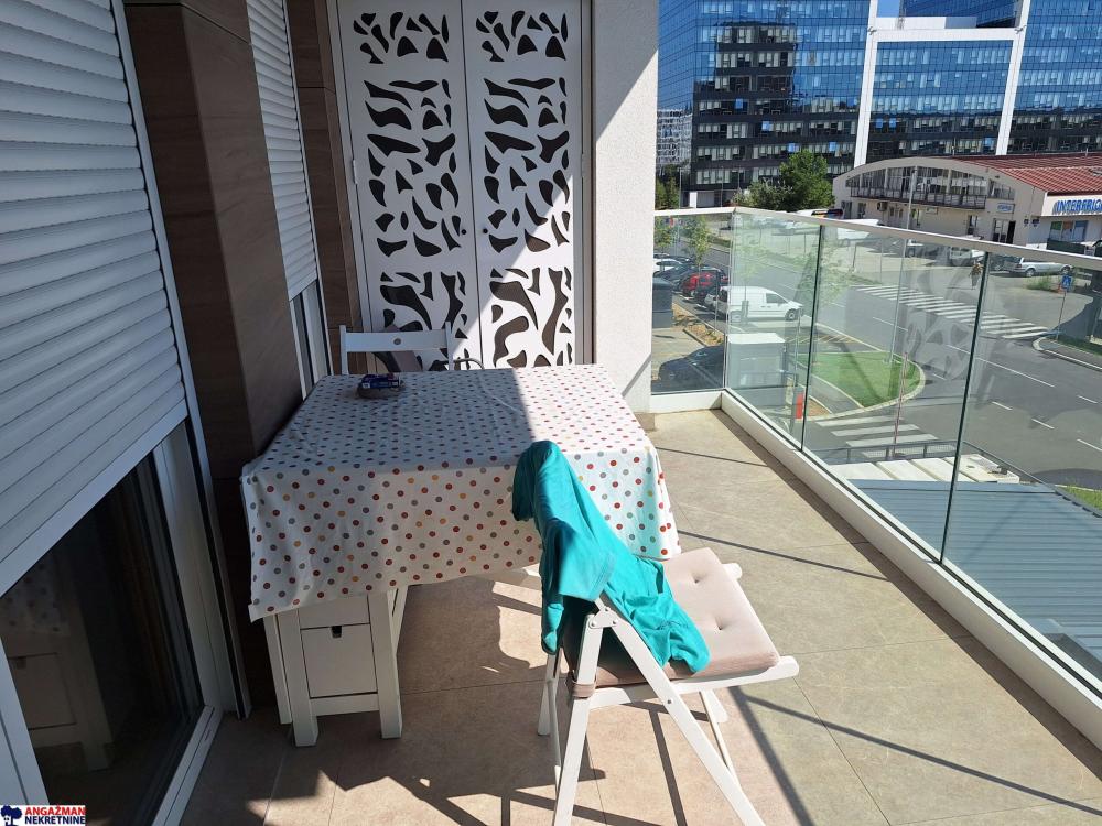 Slika 4 - Bulevar heroja sa Košara, Trosoban stan za izdavanje, 90m2, 1.400€