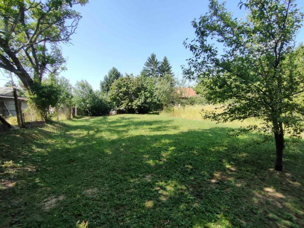 Slika 9 -  Plac na prodaju, Sremska Kamenica, , 185.400€