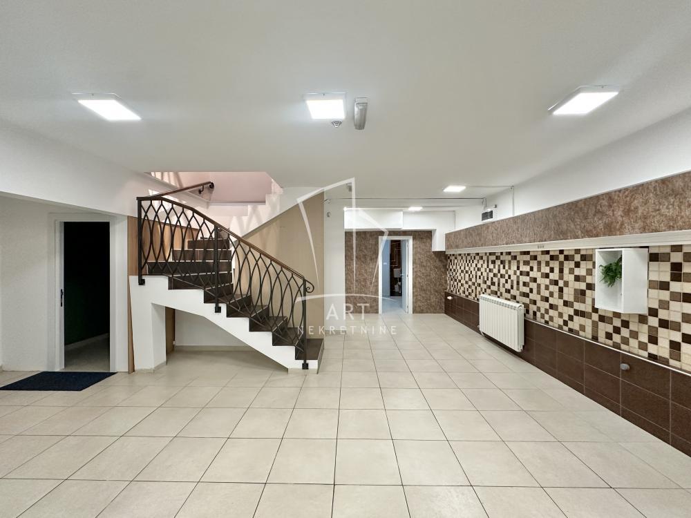 Glavna slika -Novopazarska,  Lokal na prodaju, 42m2, 560.000€