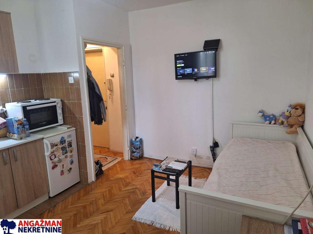 Slika 5 - Stevana Dukića, Jednosoban stan na prodaju, 42m2, 129.000€