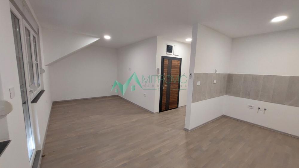 Slika 2 - Četvorosoban stan na prodaju, 82m2, 169.950€