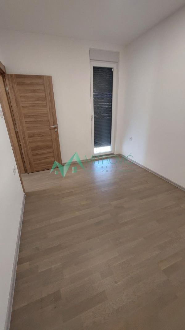 Slika 1 - Četvorosoban stan na prodaju, 82m2, 169.950€