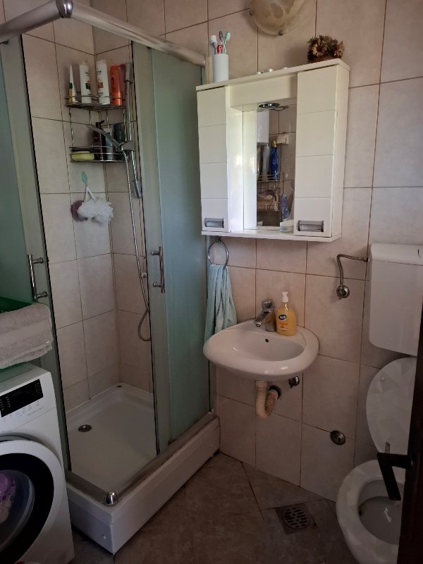 Slika 7 - Sremskih partizana,  Kuća na prodaju, 225m2, 351.000€