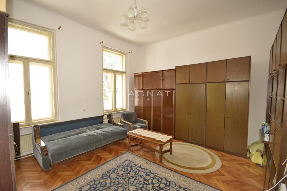 Slika 1 - Kralja Milana, Trosoban stan na prodaju, 81m2, 265.000€