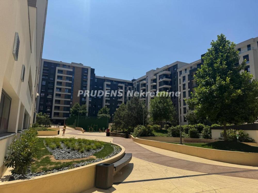 Slika 1 - Vojvode Stepe, Četvorosoban stan na prodaju, 95m2, 335.000€