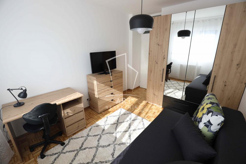 Slika 2 - Nehruova, Trosoban stan za izdavanje, 87m2, 1.000€