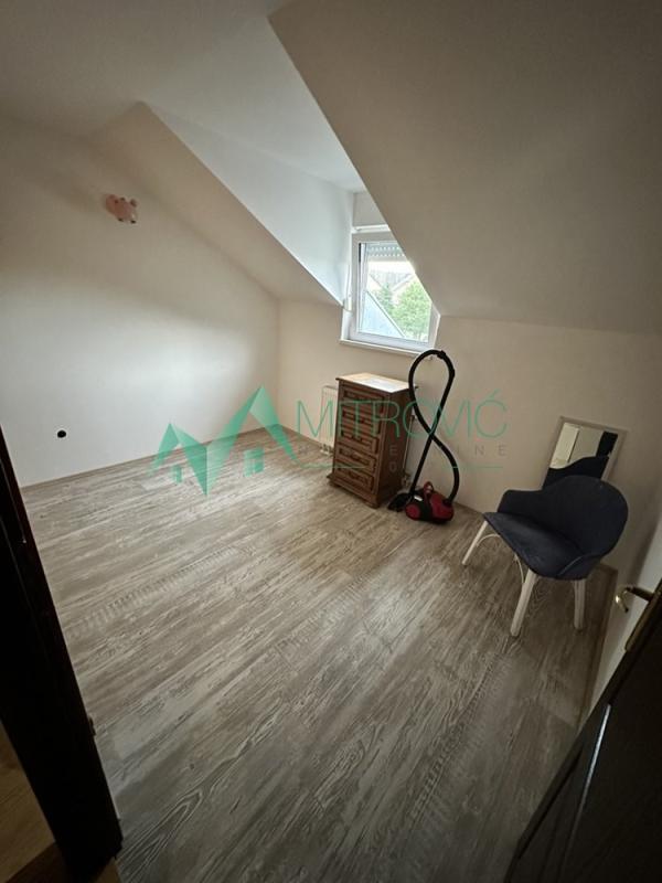 Slika 9 -  Kuća na prodaju, 212m2, 194.876€