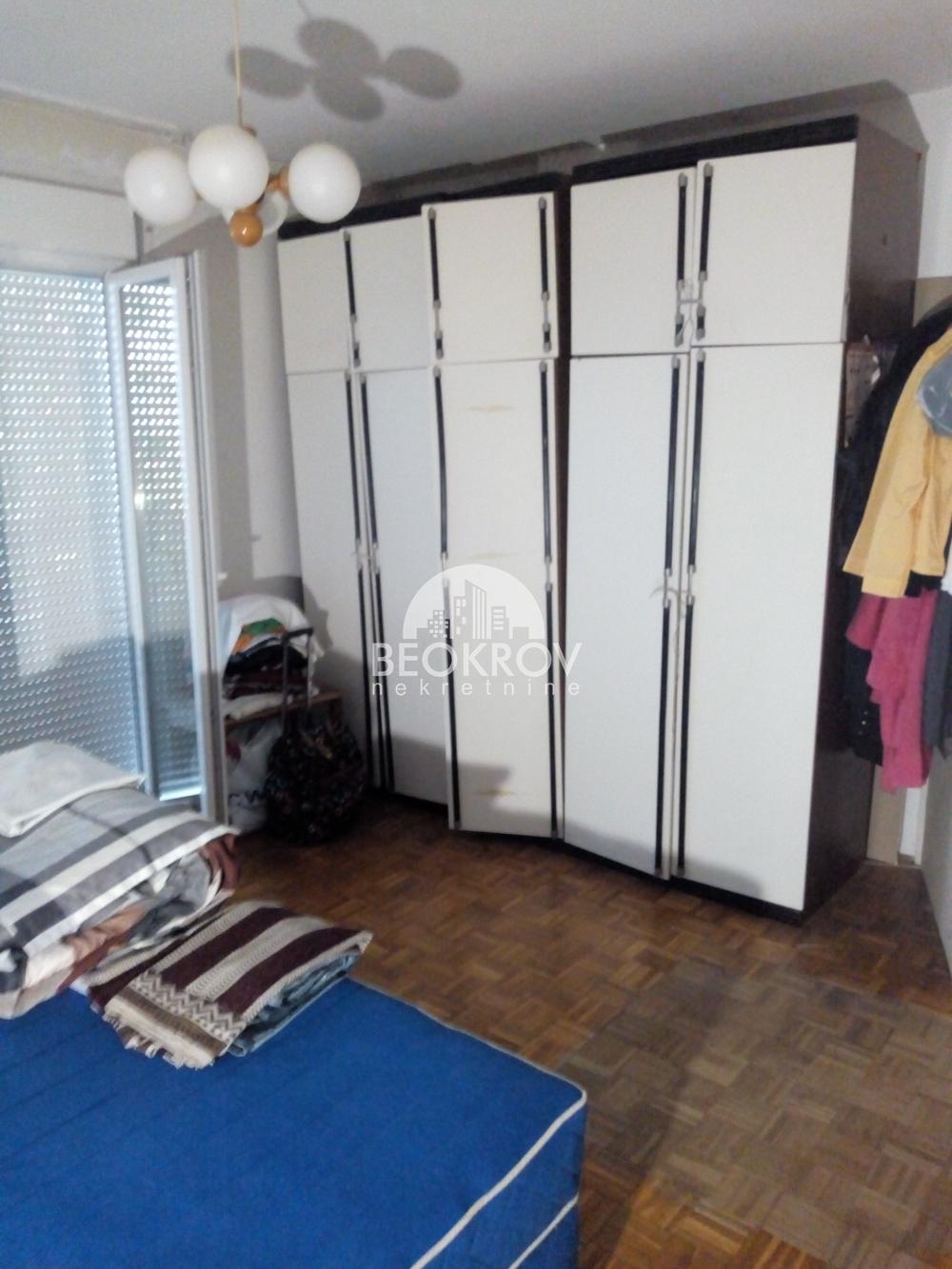 Slika 3 - Ibarska magistrala,  Kuća na prodaju, 200m2, 180.000€