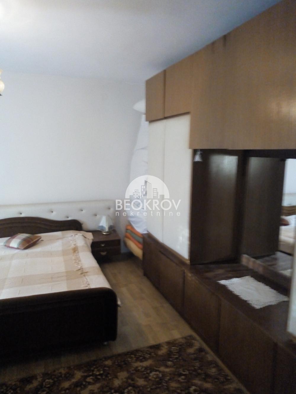 Glavna slika -Ibarska magistrala,  Kuća na prodaju, 200m2, 180.000€