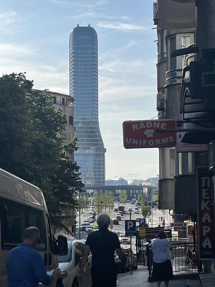 Slika 2 - Trosoban stan za izdavanje, 82m2, 1.200€