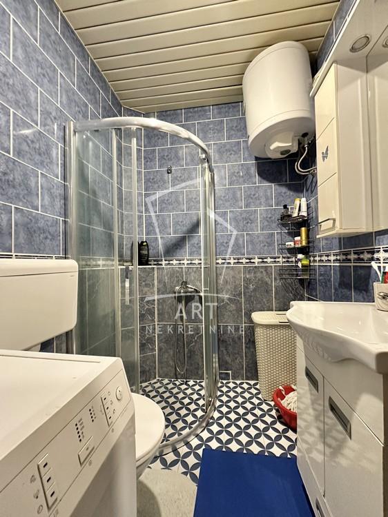 Slika 10 - Braće Ribnikar,  Kuća na prodaju, 66m2, 280.000€