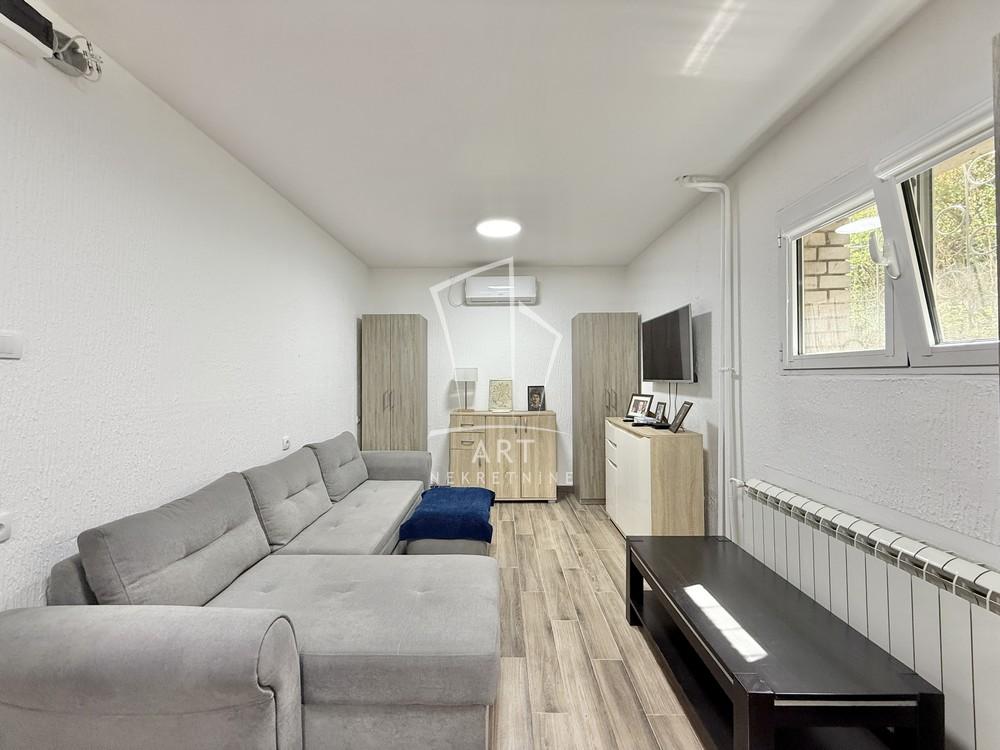 Slika 1 - Dalmatinska,  Lokal na prodaju, 44m2, 155.000€