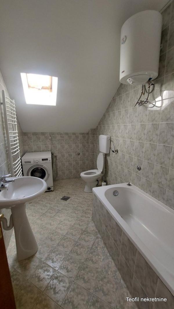 Slika 6 - Sime Matavulja, Trosoban stan za izdavanje, 118m2, 650€