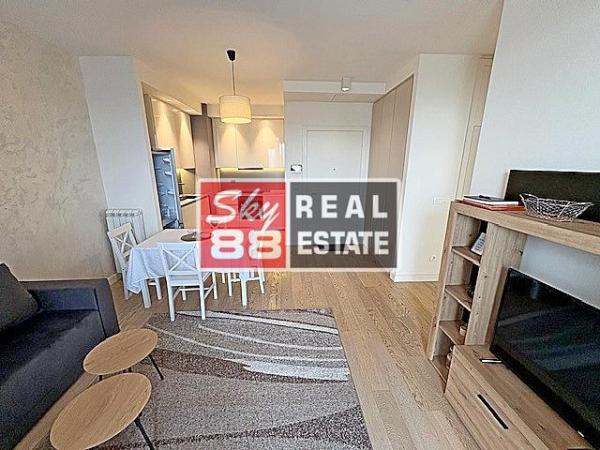 Slika 1 - Bulevar Vudroa Vilsona, Dvosoban stan za izdavanje, 49m2, 800€