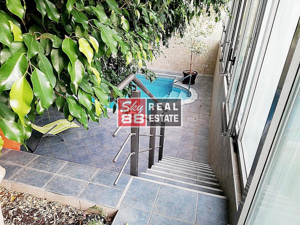 Slika 9 - Kuća za izdavanje, 400m2, 4.500€