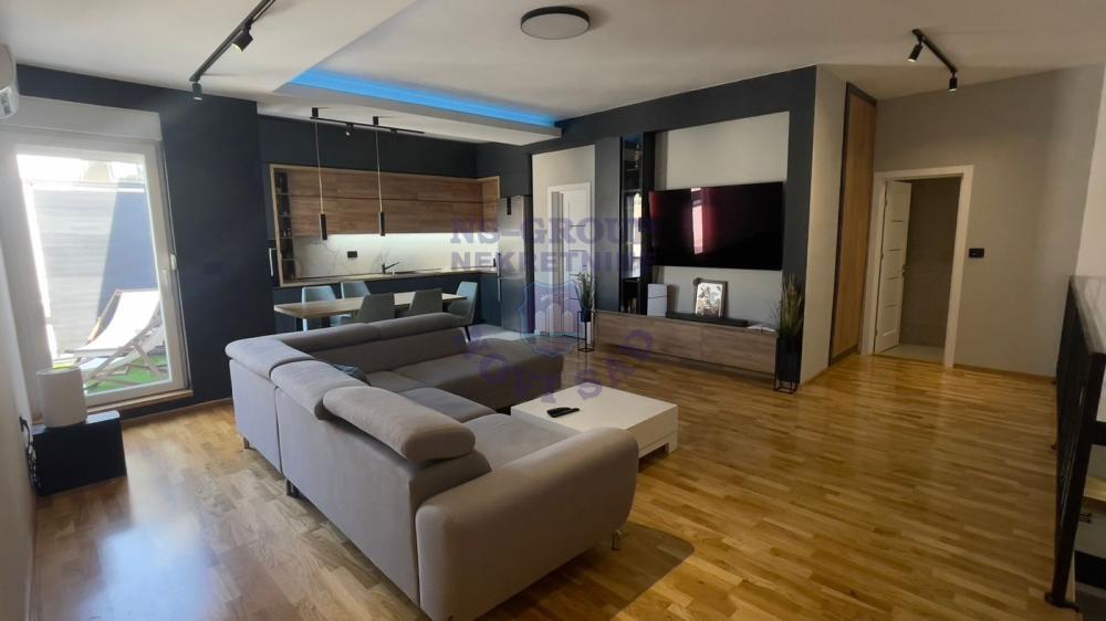 Slika 0 - Četvorosoban stan na prodaju, 106m2, 230.000€