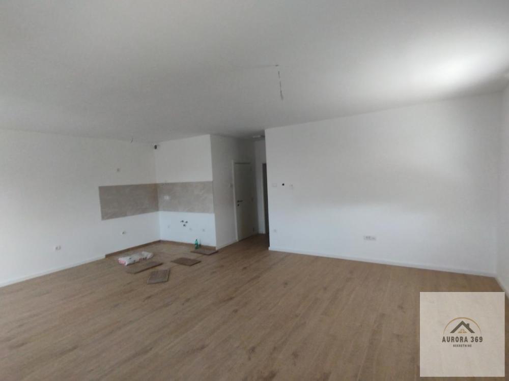Slika 2 - Četvorosoban stan na prodaju, 101m2, 156.050€