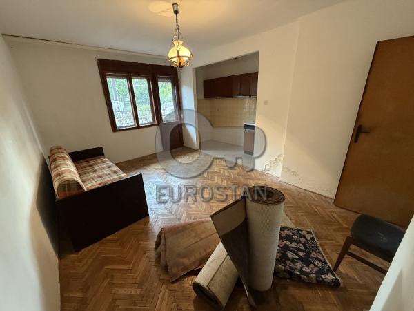 Slika 2 - Beogradska,  Kuća na prodaju, 150m2, 135.000€