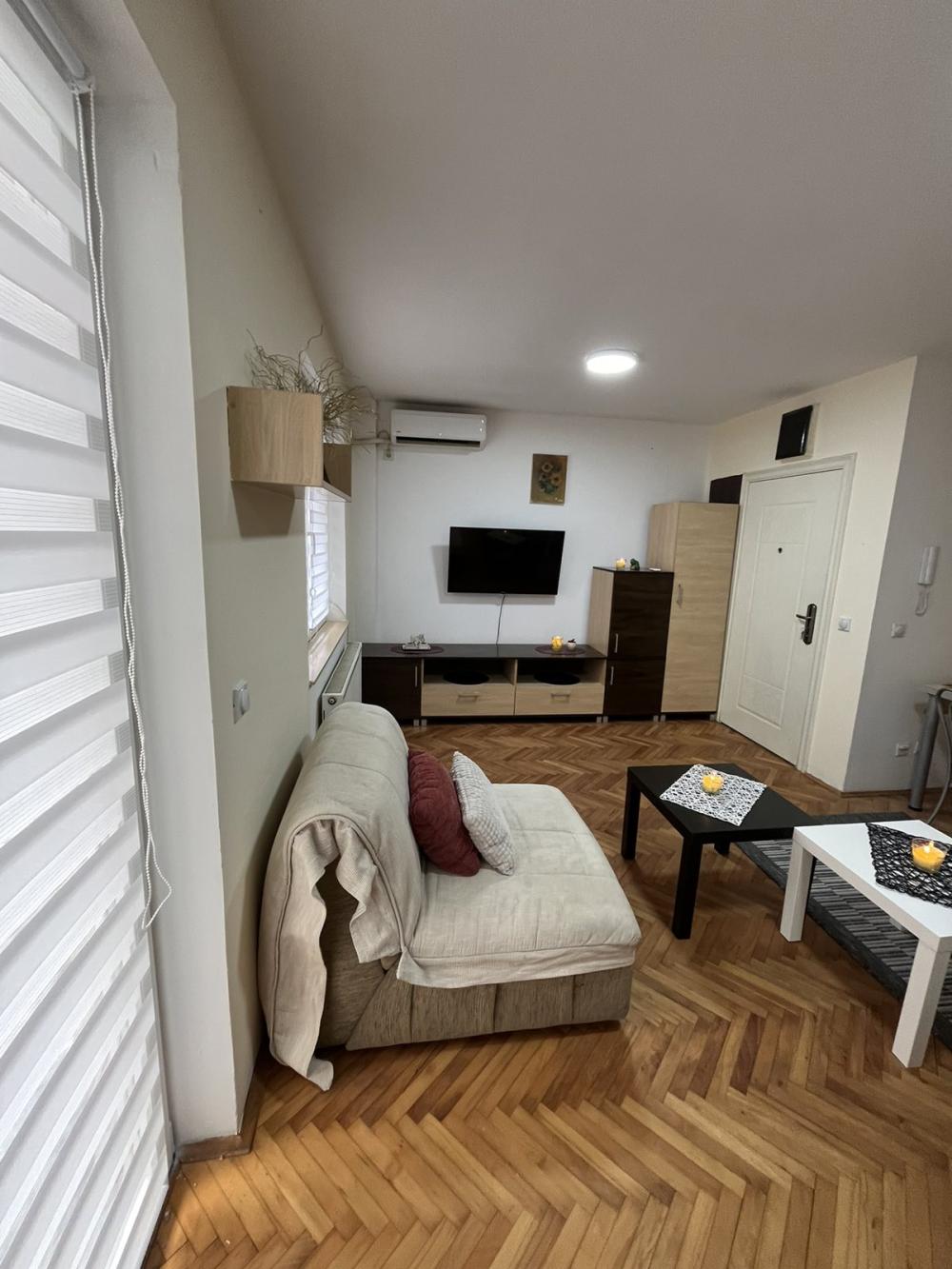 Slika 6 - Dvosoban stan za izdavanje, 35m2, 320€