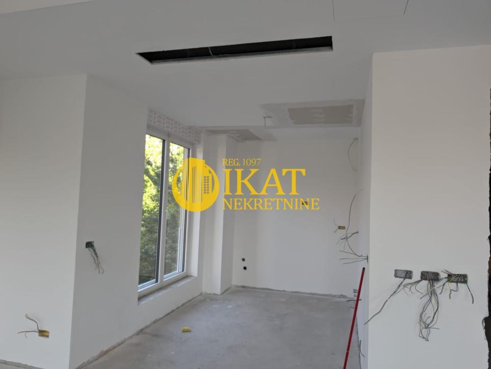 Glavna slika -Četvorosoban stan na prodaju, 149m2, 894.000€