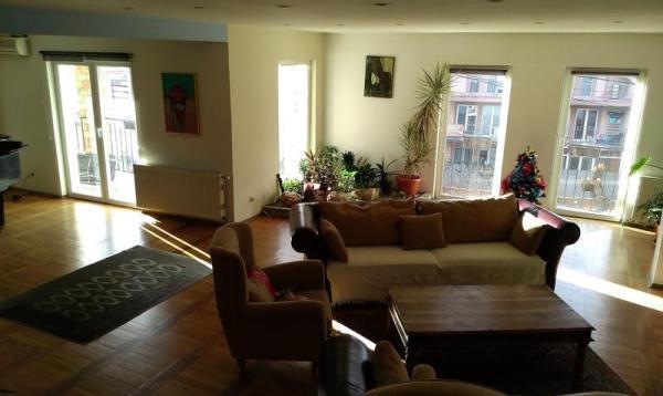 Glavna slika -Bulevar oslobođenja,  Kuća na prodaju, 350m2, 750.000€