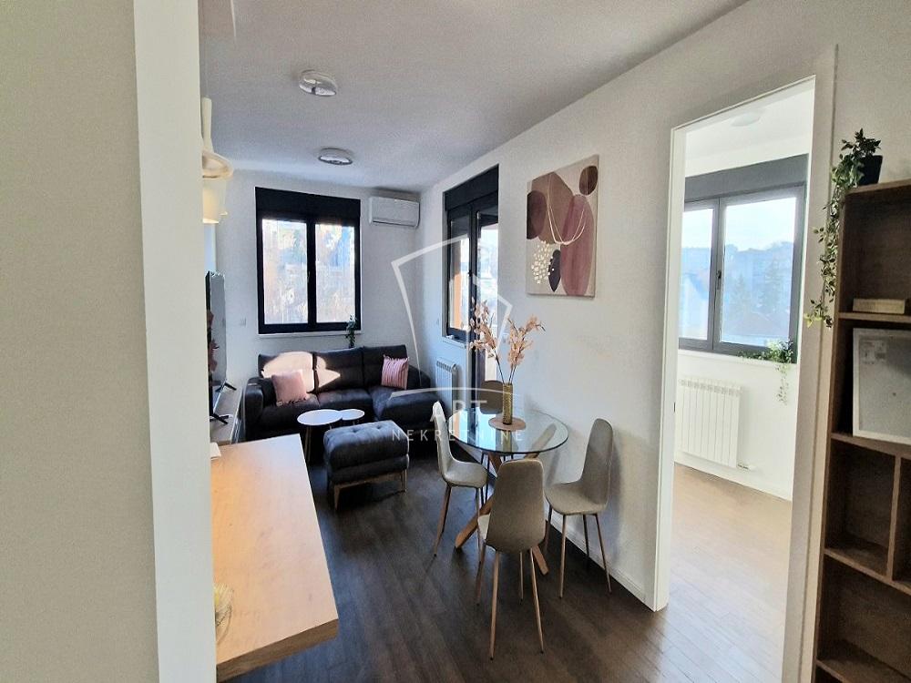 Slika 2 - Gospodara Vučića, Četvorosoban stan za izdavanje, 71m2, 1.500€