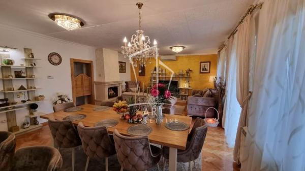 Slika 2 - Bulevar JNA,  Kuća na prodaju, 328m2, 1.730.000€