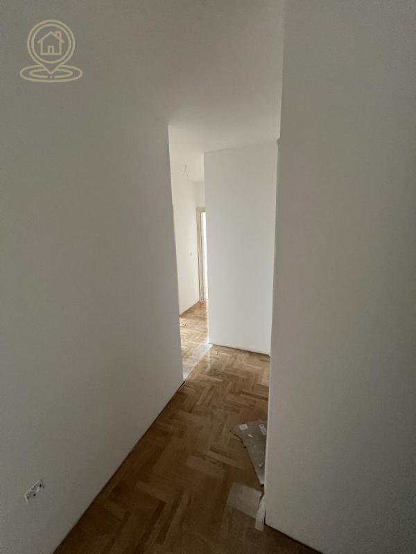 Glavna slika -Četvorosoban stan na prodaju, 77m2, 176.250€