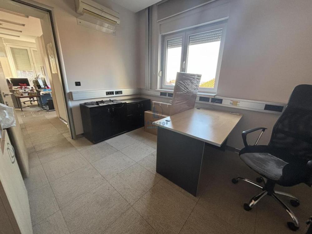 Slika 4 -  Lokal za izdavanje, 277m2, 3.600€